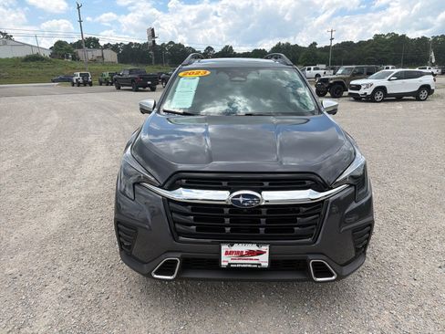 Used 2023 Subaru Ascent Touring AWD/4WD image 9