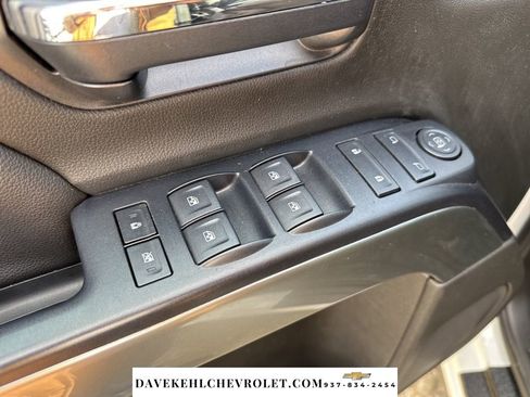 Used 2018 Chevrolet Silverado 1500 LT w/ LT Eassist Package image 10