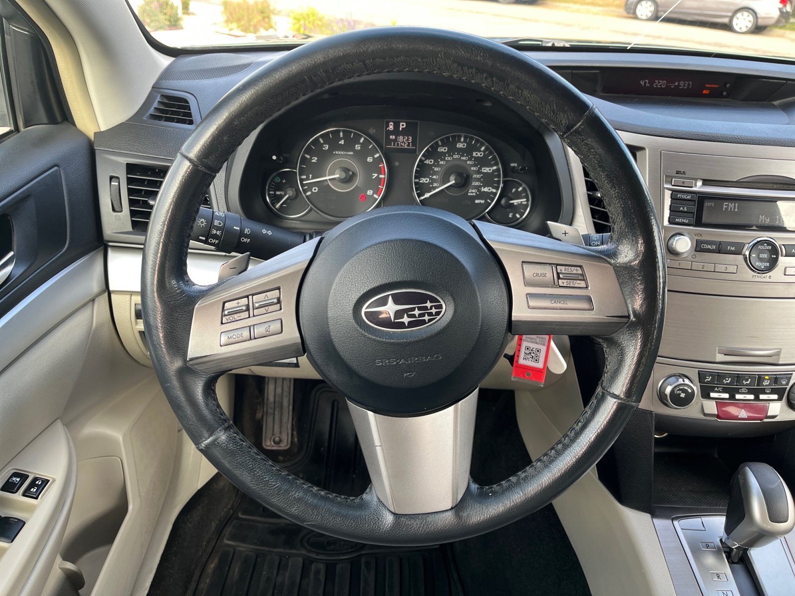 Used 2011 Subaru Outback 2.5i Premium AWD/4WD image 9