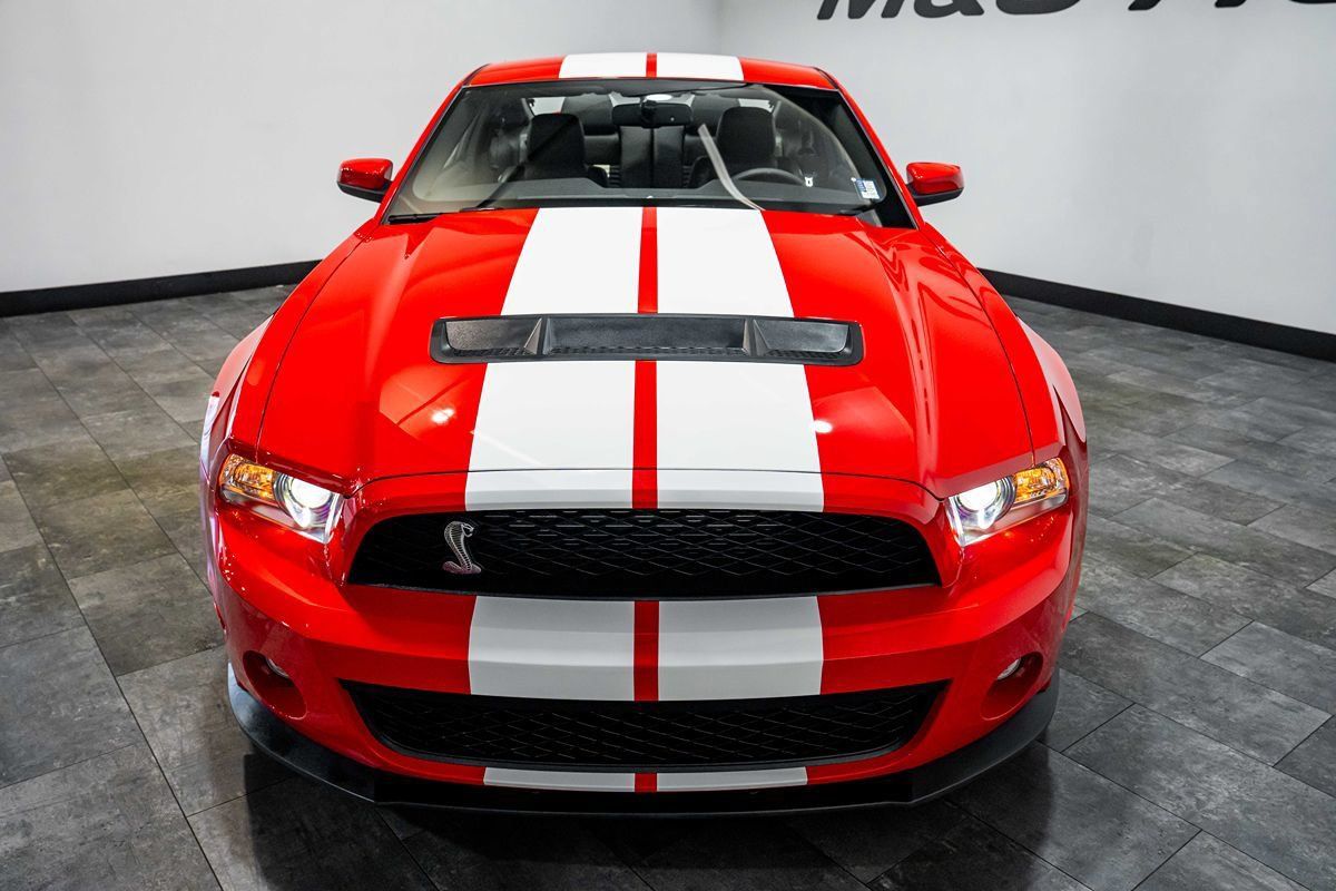 Used 2012 Ford Mustang Shelby GT500 RWD image 8