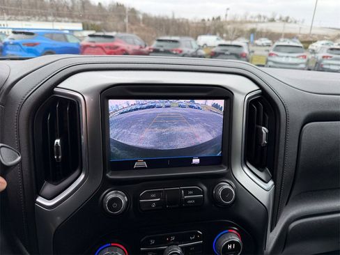 Used 2022 Chevrolet Silverado 1500 LT image 18