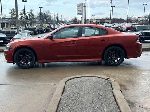 Used 2022 Dodge Charger GT w/ Blacktop Package image 9