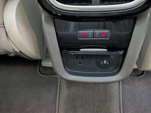 Certified 2022 Lincoln Nautilus Reserve image 17