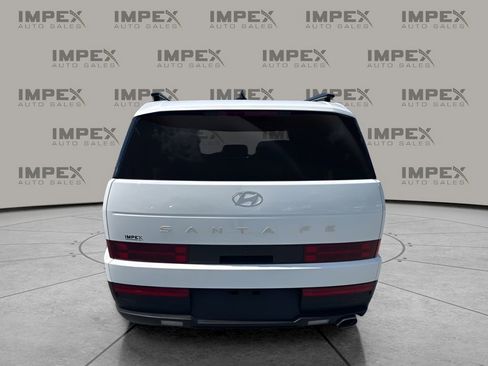 Used 2026 Hyundai Santa Fe SEL FWD image 4