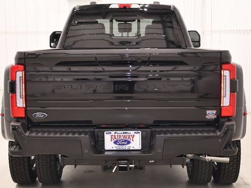 New 2026 Ford F450 Platinum w/ FX4 Off-Road Package AWD/4WD image 8