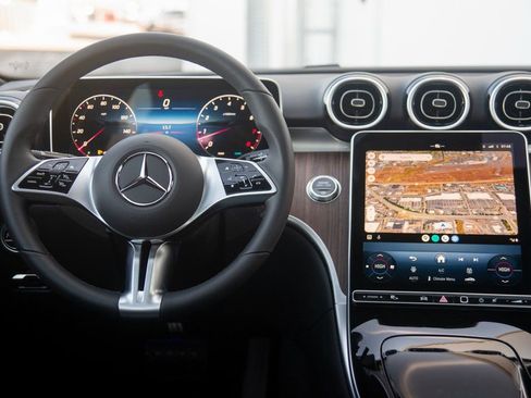 Certified 2025 Mercedes-Benz C 300 4MATIC Sedan image 29