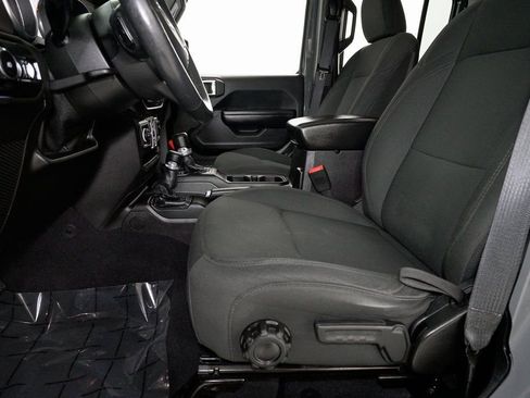 Used 2018 Jeep Wrangler Unlimited Sport S image 10