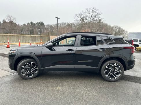 New 2026 Chevrolet Trax RS w/ Sunroof Package image 5