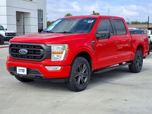 Used 2022 Ford F150 XLT w/ Equipment Group 301A Mid image 3