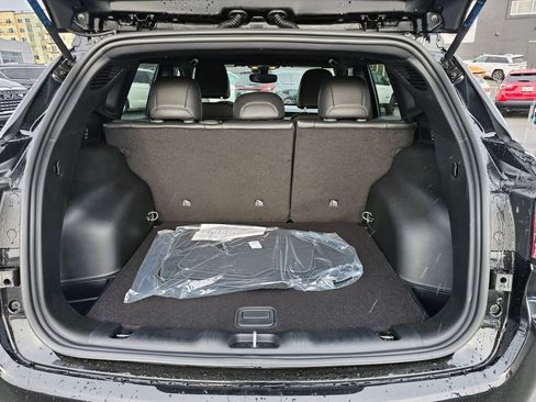 New 2026 Jeep Compass Latitude image 14