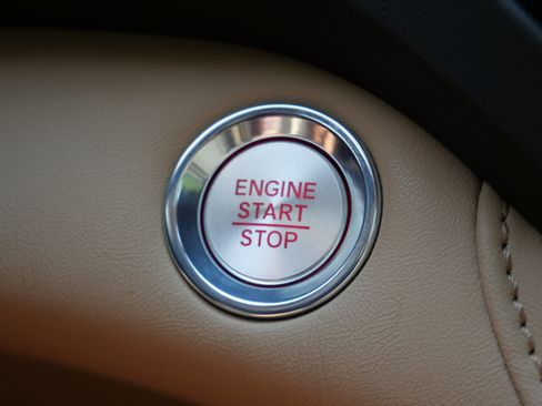 Used 2024 Acura RDX SH-AWD image 30