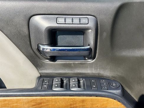 Used 2017 Chevrolet Silverado 1500 LTZ w/ Sport Package image 18