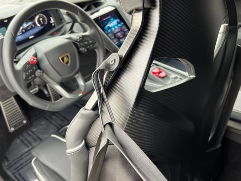 Used 2026 Lamborghini Temerario AWD/4WD image 39