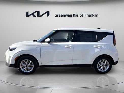 New 2025 Kia Soul LX image 4