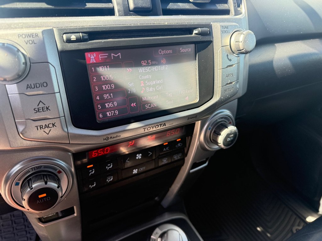 Used 2013 Toyota 4Runner Limited AWD/4WD image 11