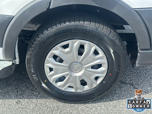 Used 2025 Ford Transit 250 Low Roof w/ Exterior Upgrade Package RWD image 12