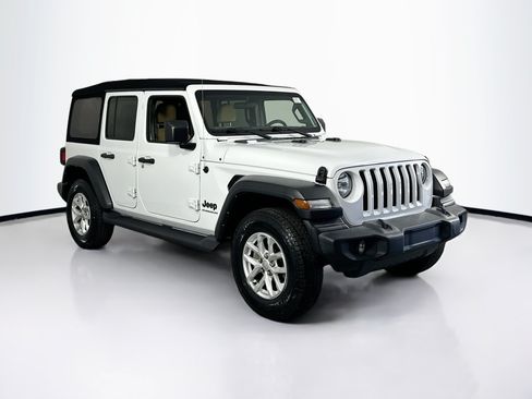 Used 2023 Jeep Wrangler Unlimited Sport AWD/4WD image 3