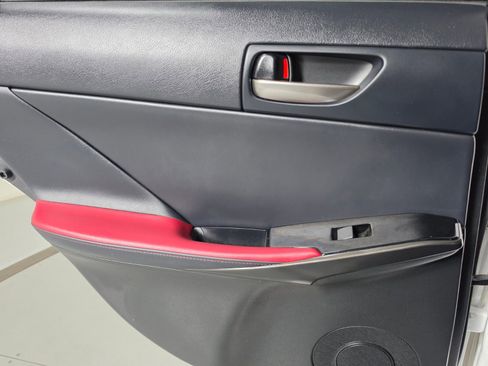 Used 2021 Lexus IS 300 w/ Comfort Package image 27