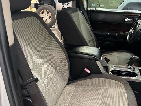 Used 2011 Ford Flex SEL FWD image 40