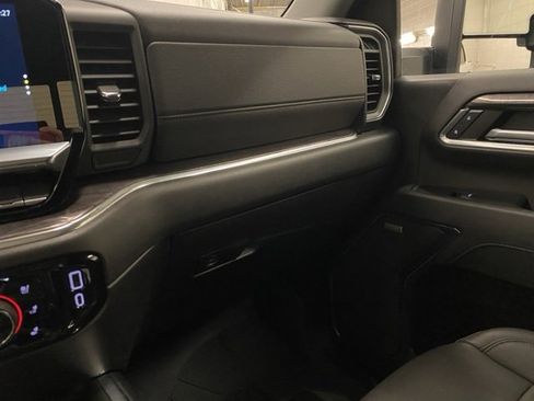 Used 2024 Chevrolet Silverado 2500 LTZ w/ LTZ Plus Package image 19