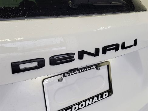 New 2026 GMC Terrain Denali w/ LPO, Black Badging Package image 29