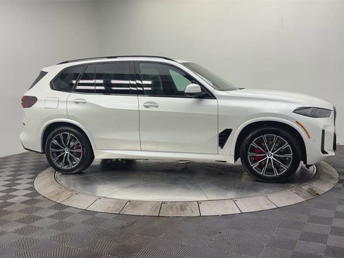 New 2026 BMW X5 xDrive50e w/ Executive Package image 5