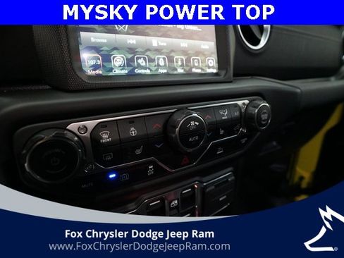 Used 2023 Jeep Wrangler Unlimited Sahara w/ Cold Weather Group image 20