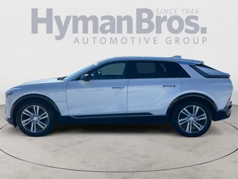 Used 2024 Cadillac Lyriq Tech w/ Driver Assist Package RWD image 6