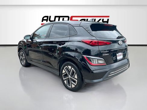 Used 2023 Hyundai Kona Limited w/ Cargo Package image 5