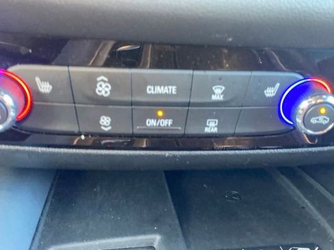 Used 2022 Buick Enclave Essence w/ Trailering Package, 5000 lbs. image 14