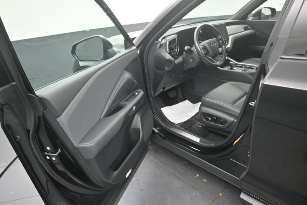 Used 2025 Lexus TX 350 FWD image 10