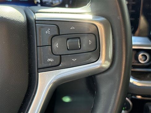 Used 2025 Chevrolet Silverado 1500 LT image 33