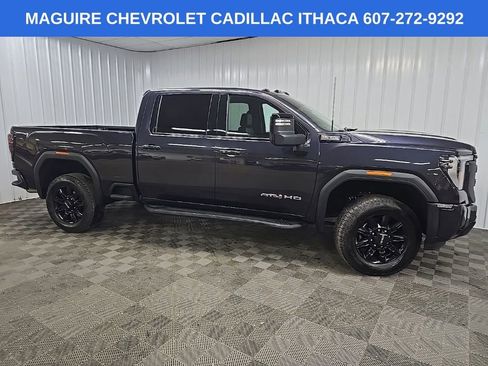 Used 2024 GMC Sierra 2500 AT4 w/ AT4 Preferred Package AWD/4WD image 1
