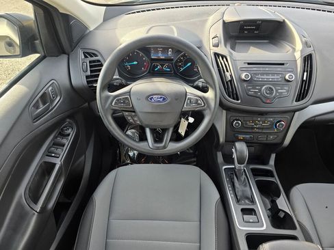 Used 2017 Ford Escape S image 2