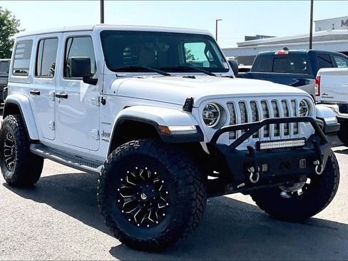 Used 2018 Jeep Wrangler Unlimited Sahara w/ Dual Top Group AWD/4WD image 35