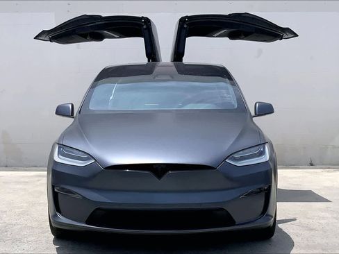 Used 2022 Tesla Model X Plaid AWD/4WD image 7