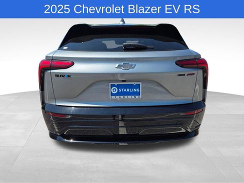 Certified 2025 Chevrolet Blazer EV RS image 8