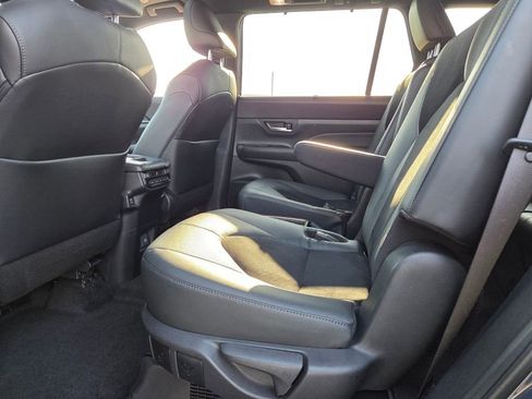 Certified 2024 Toyota Grand Highlander MAX Limited image 5