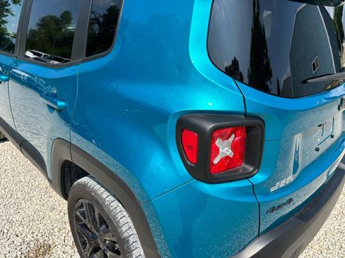 Used 2022 Jeep Renegade Altitude image 24