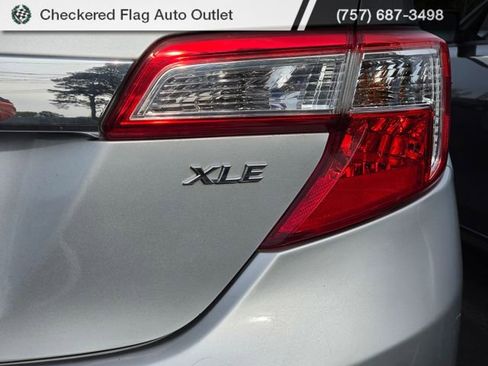 Used 2014 Toyota Camry XLE image 8