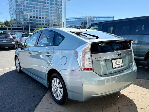 Used 2013 Toyota Prius Prime Plug-In Hybrid FWD image 5