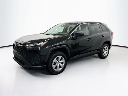 Used 2025 Toyota RAV4 LE FWD image 3