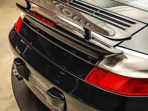 Used 2003 Porsche 911 Turbo image 32