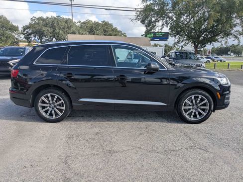 Used 2017 Audi Q7 3.0T Prestige w/ Prestige Package AWD/4WD image 3