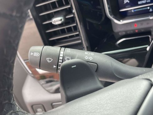 Used 2023 Chevrolet Silverado 1500 LTZ RWD image 19
