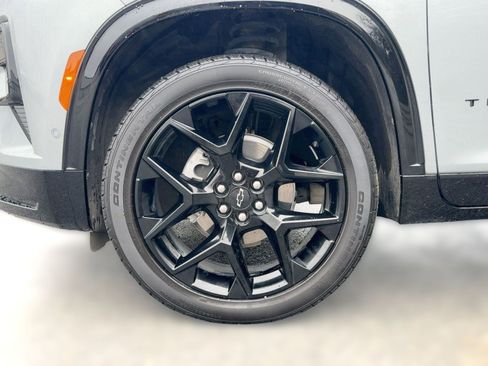 Used 2024 Chevrolet Traverse RS w/ LPO, Floor Liner Package image 11
