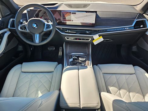 New 2026 BMW X5 xDrive40i w/ M Sport Package image 10