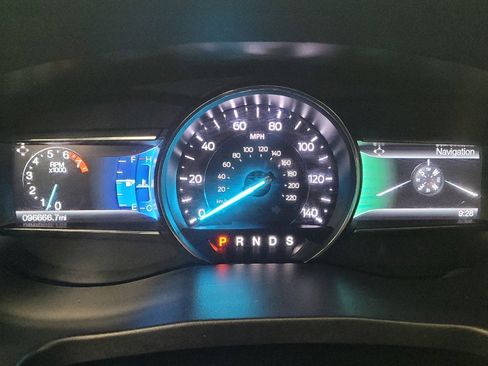 Used 2017 Ford Explorer Sport image 23