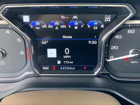 Used 2021 GMC Yukon Denali w/ LPO, Illumination Package image 25