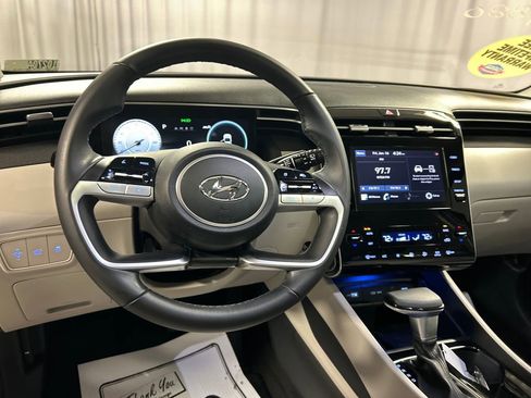 Used 2023 Hyundai Tucson SEL w/ Convenience Package image 13